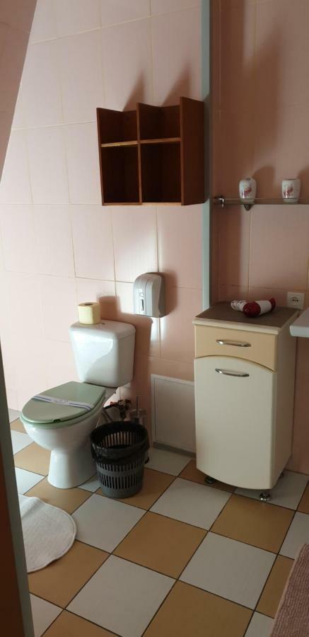 Yellow Unlimited Hotel 4 Kharkov Ngoại thất bức ảnh