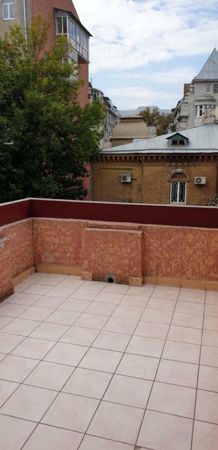 Yellow Unlimited Hotel 4 Kharkov Ngoại thất bức ảnh