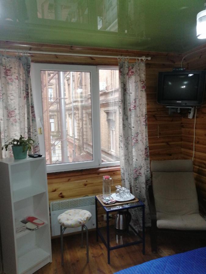 Yellow Unlimited Hotel 4 Kharkov Ngoại thất bức ảnh